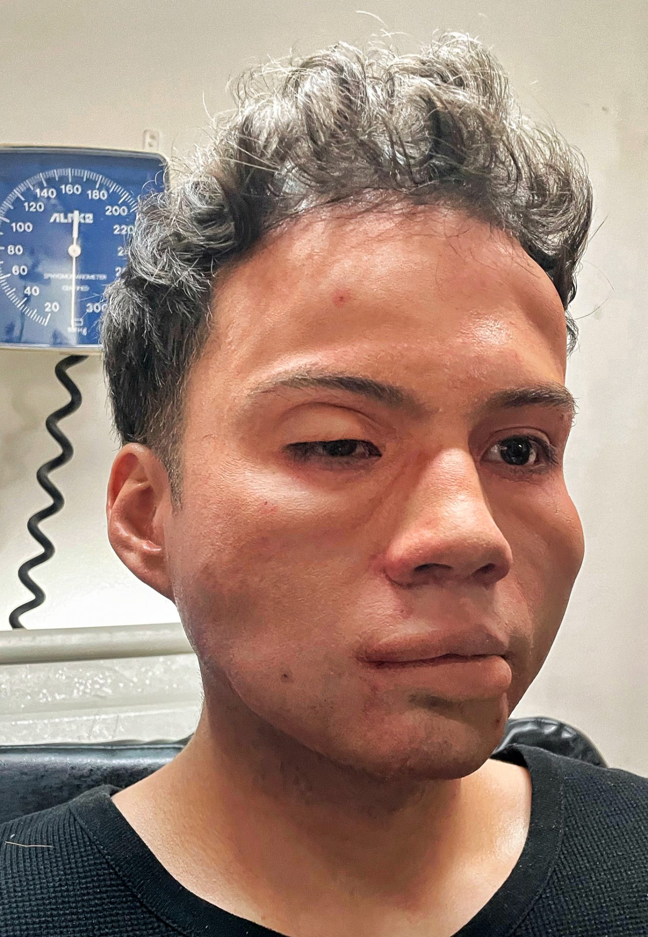 El Joven de la Foto Continuidad
